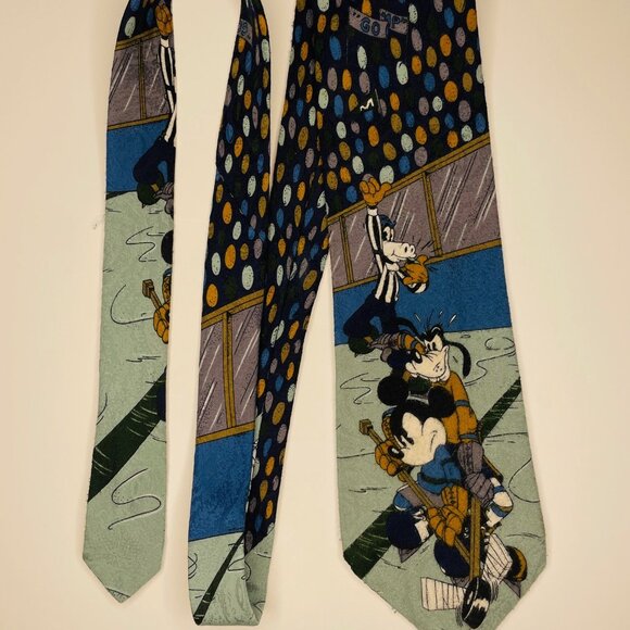 ✨ 2 for 20 ✨ Fun Disney Mickey Unlimited Hockey with Goofy Necktie - Picture 2 of 8